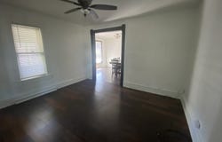 515 Walnut Avenue, Elgin, IL 60123