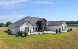 9114 County Line RD, Charleston, AR 72933