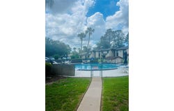 625 MIDWAY Drive, OCALA, FL 34472