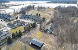 Milton Avenue, Lake Milton, OH 44429