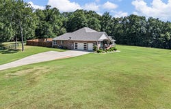 922 Waterfront Road, Alma, AR 72921