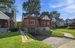 1127 W N Bend Dr, Cincinnati, OH 45224