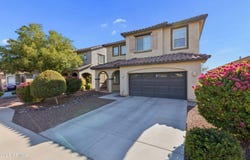 5515 S JOSHUA TREE Lane, Gilbert, AZ 85298