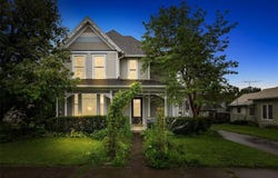 308 E 6th St, West Liberty, IA 52776