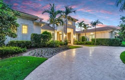 385 Colony Dr, NAPLES, FL 34108