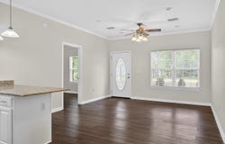 226 E Cypress Avenue, DeFuniak Springs, FL 32433