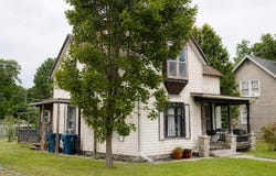 1123 S Maple Street, Carthage, MO 64836