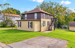 537 Elm St, Canonsburg, PA 15317