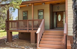 2242 Grizzly Drive, Overgaard, AZ 85933