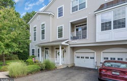 90 BRYCE Lane, MANAHAWKIN, NJ 08050