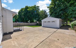 60 Gilbert Avenue, Hamden, CT 06514