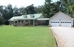 901 County Road 702, Blue Mountain, MS 38610