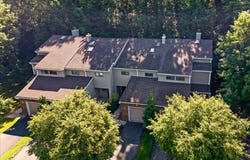 31 Lockley Ct, Wayne Twp., NJ 07470-2450