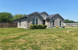 3027 Ames Road, Lancaster, TX 75134