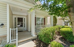 574 Post Ln, Franklin Twp., NJ 08873-6061