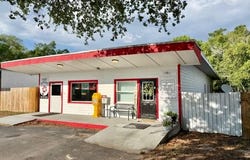 1180 S Main St, Bell, FL 32619