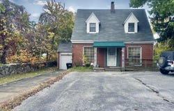1737 E Walnut Street, Springfield, MO 65802