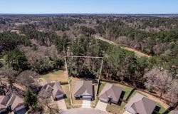 825 Village Gate, Nacogdoches, TX 75961