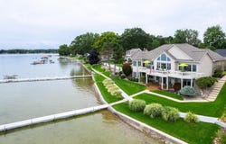695 Pearl Beach Drive S, Coldwater, MI 49036
