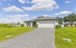 4137 NE 14th Place, Cape Coral, FL 33909