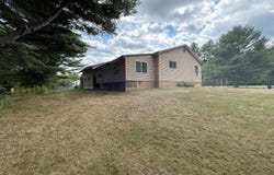 541 Main Road, Passadumkeag, ME 04475