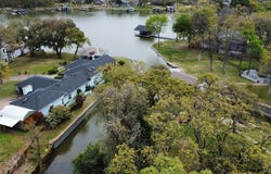 2052 Kanakoa Dr, Tool, TX 75143
