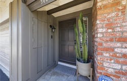 306 Campbell Lane, Costa Mesa, CA 92627