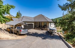 1836 LAKEVIEW Dr, Sutherlin, OR 97479