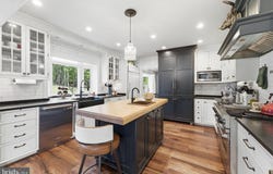 3204 MOUNTAIN Road, HAYMARKET, VA 20169