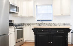230 Broadway Dr, Pleasant Hills, PA 15236