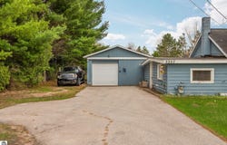 5257 Vance Road, Grawn, MI 49637