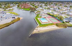 337 Mariners Way, Copiague, NY 11726