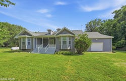 6060 Oak Road, Carthage, MO 64836