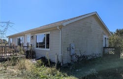 9555 S Palmyra Road, Pekin, IN 47165