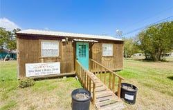 5730 FM 616, Vanderbilt, TX 77979