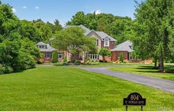 804 Saint Nicholas Drive, O'Fallon, IL 62269