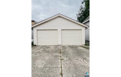 213 N Cedar St, Luverne, MN 56156