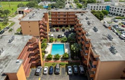 1800 W 54th St, Hialeah, FL 33012