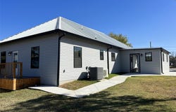 724 Franklin, Bellevue, TX 76228