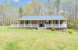 427 Muscadine Trail, Baskerville, VA 23915