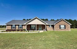 275 County Road 468, Centre, AL 35960