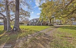 7733 La-87, Jeanerette, LA 70544