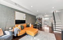 1920 S WARNOCK Street, PHILADELPHIA, PA 19148