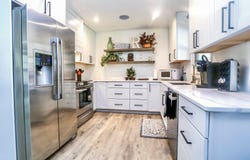 128 Elizabeth Drive, Aberdeen, SD 57401