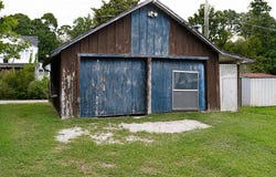 1123 S Maple Street, Carthage, MO 64836