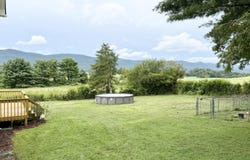 2022 Back Valley Rd, Speedwell, TN 37870