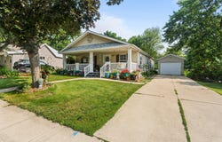 410 FRANKLIN Street, Mahomet, IL 61853