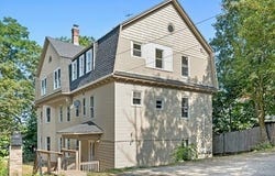 139 Lincoln St, Worcester, MA 01605