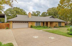 704 Enfield Rd, Rockdale, TX 76567