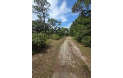 2664 Oak St, Carrabelle, FL 32322